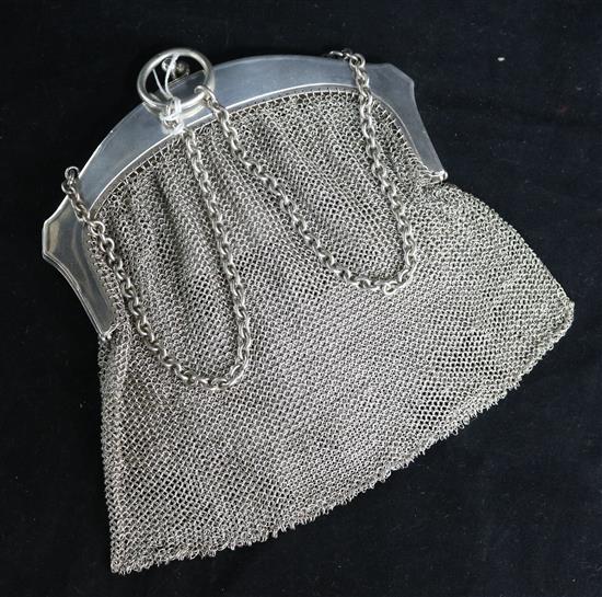 A sterling silver mesh link evening bag, 8.5 oz.